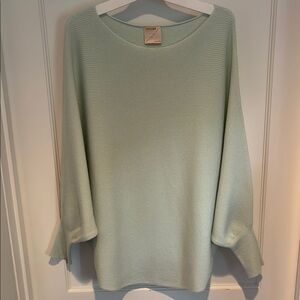 Kerisma very soft boatneck dolman sleeved sweater in mint green